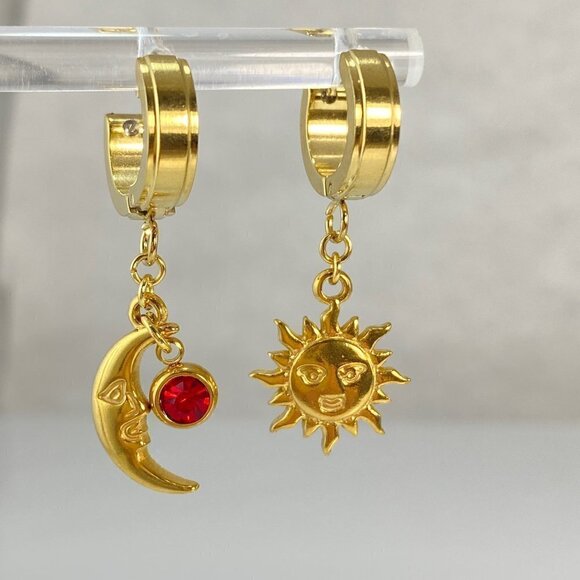 Sun & Moon Huggie Earrings with Birthstone - Handmade - Picture 4 of 8